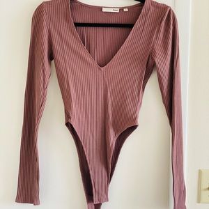 Wilfred Free - Aritzia French Cut Body Suit